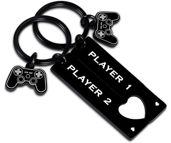 Gamer Couple Keychain Set